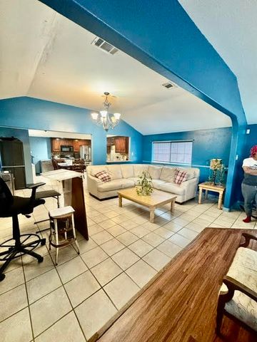 9619 Santa Monica Drive, Fort Worth, TX 76116