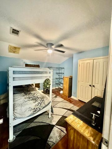 9619 Santa Monica Drive, Fort Worth, TX 76116