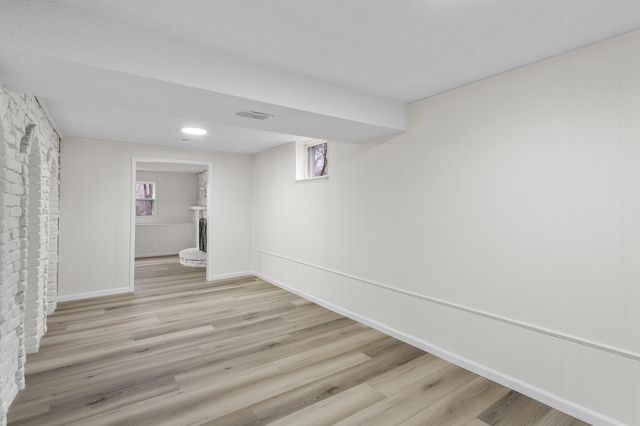 16420 4th Avenue N, Plymouth, MN 55447