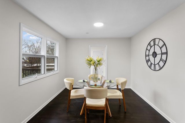 16420 4th Avenue N, Plymouth, MN 55447