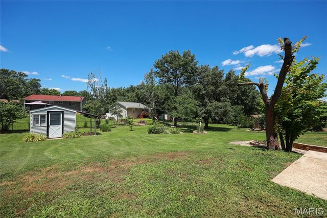 2305 Chelsea Court, High Ridge, MO 63049