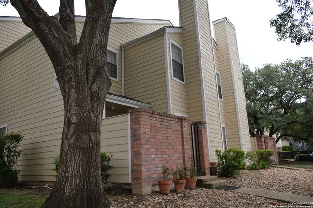 11610 Vance Jackson Rd Apt 108, San Antonio, TX 78230