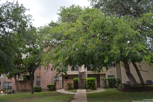 11610 Vance Jackson Rd Apt 108, San Antonio, TX 78230