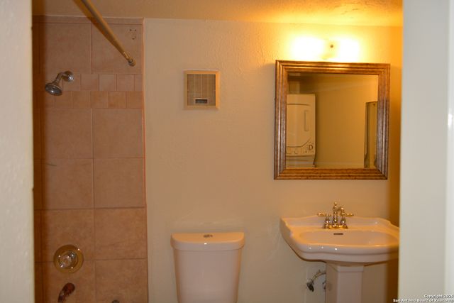 11610 Vance Jackson Rd Apt 108, San Antonio, TX 78230