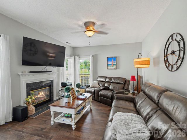 5716 Autumn Knoll Place NW, Concord, NC 28027