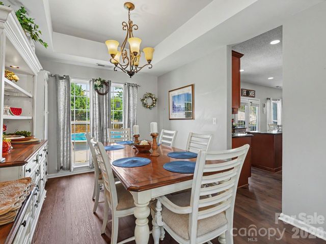 5716 Autumn Knoll Place NW, Concord, NC 28027
