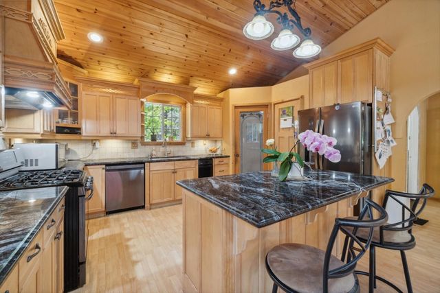 355 Santa Cruz Street, Boulder Creek, CA 95006