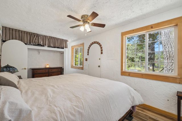 355 Santa Cruz Street, Boulder Creek, CA 95006