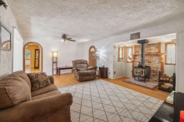 355 Santa Cruz Street, Boulder Creek, CA 95006