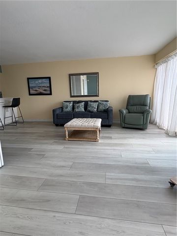 4000 Surfside Blvd 805, Corpus Christi, TX 78402