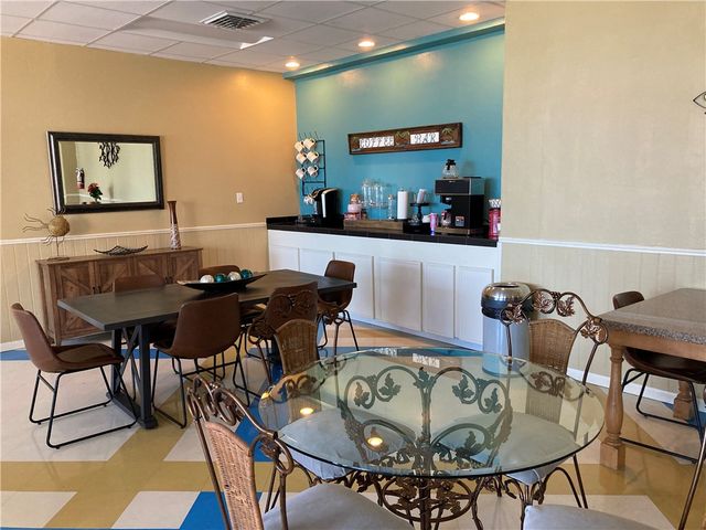 4000 Surfside Blvd 805, Corpus Christi, TX 78402