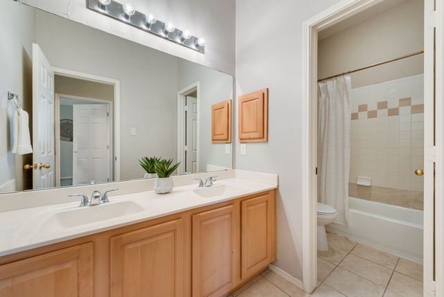 5820 Chatham Lane, The Colony, TX 75056