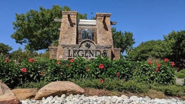 5820 Chatham Lane, The Colony, TX 75056