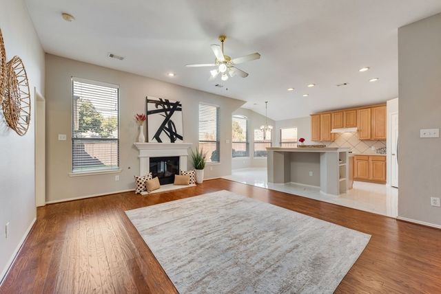 5820 Chatham Lane, The Colony, TX 75056
