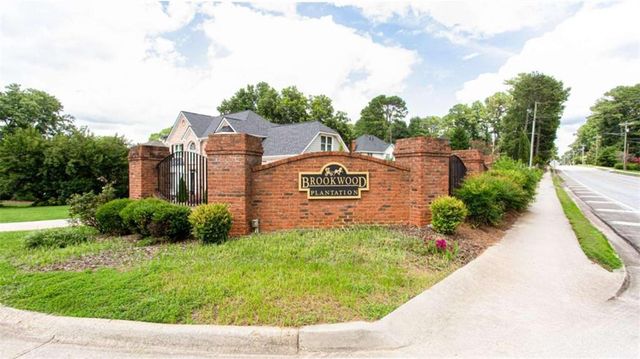 1405 Holly Lake Circle, Snellville, GA 30078
