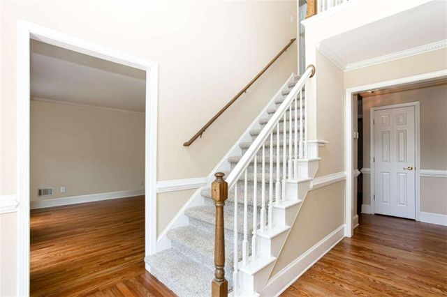 1405 Holly Lake Circle, Snellville, GA 30078
