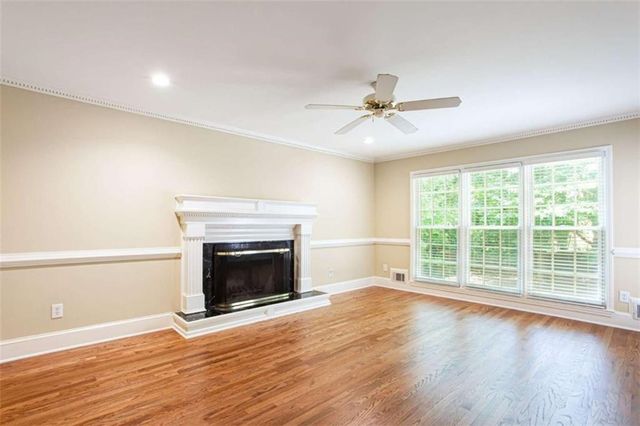 1405 Holly Lake Circle, Snellville, GA 30078