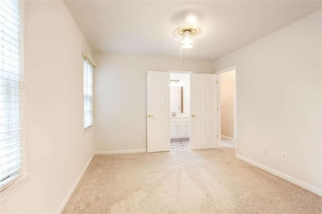 1405 Holly Lake Circle, Snellville, GA 30078