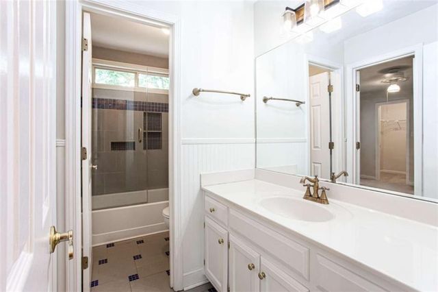 1405 Holly Lake Circle, Snellville, GA 30078