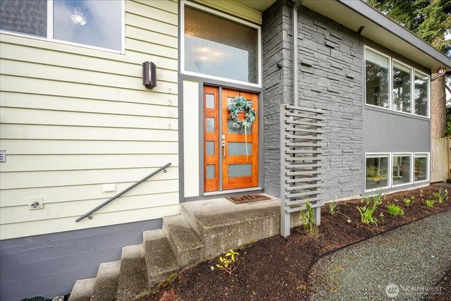 6205 NE 196th Street, Kenmore, WA 98028
