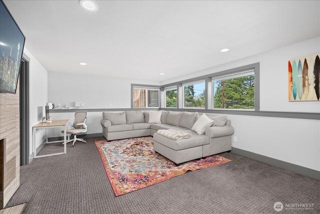 6205 NE 196th Street, Kenmore, WA 98028