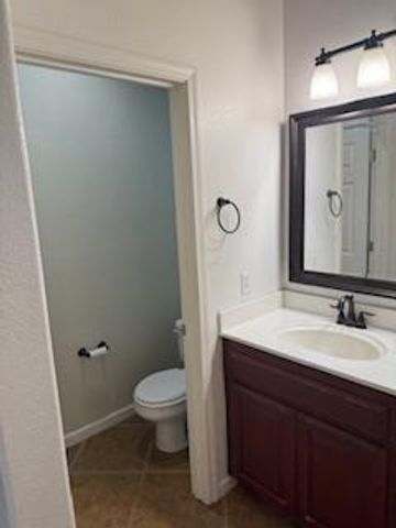 6098 Meeks Way, Sacramento, CA 95835