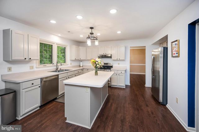 2011 VICTORIA DR, Stafford, VA 22554