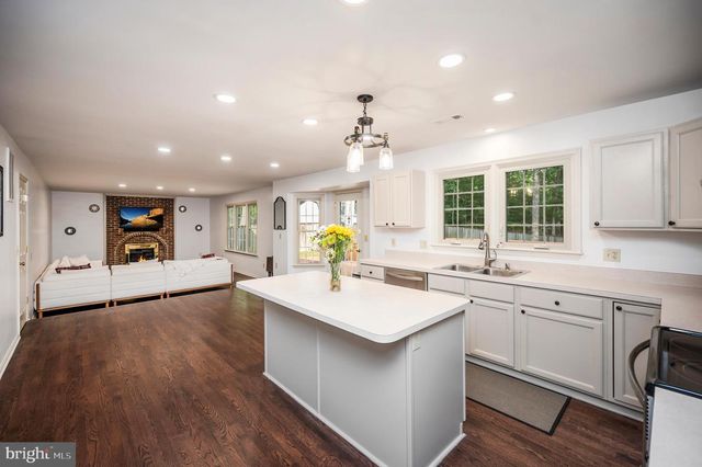 2011 VICTORIA DR, Stafford, VA 22554