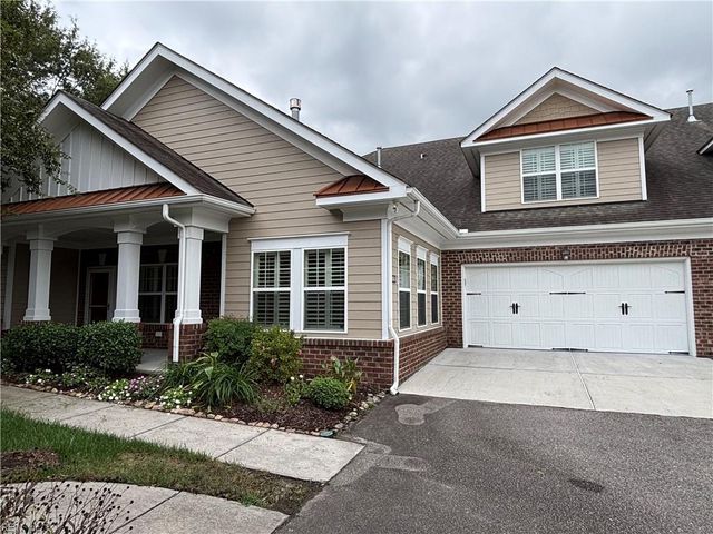 1513 Rosehill DR, Chesapeake, VA 23320