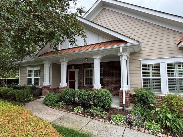 1513 Rosehill DR, Chesapeake, VA 23320