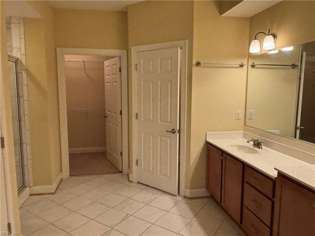 1513 Rosehill DR, Chesapeake, VA 23320