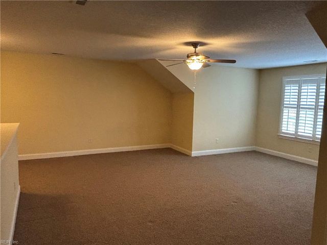 1513 Rosehill DR, Chesapeake, VA 23320