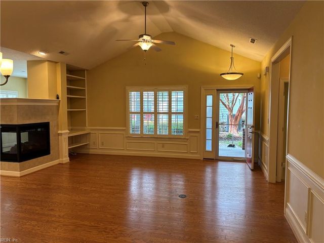 1513 Rosehill DR, Chesapeake, VA 23320