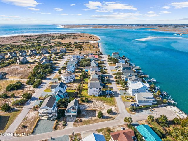 2103 Shoreline Drive, Holly Ridge, NC 28445