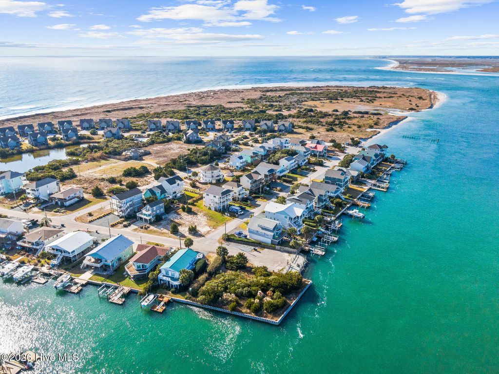 Image 22 of property listing at 2103 Shoreline Drive, Holly Ridge, NC 28445