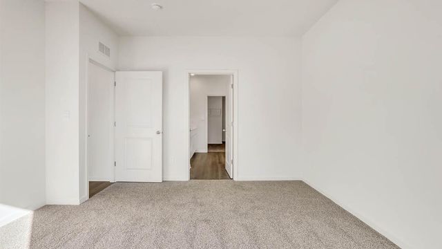 7866 W 106th Place, St. John, IN 46373