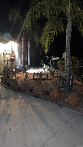 1804 Vista De La Montana, El Cajon, CA 92019