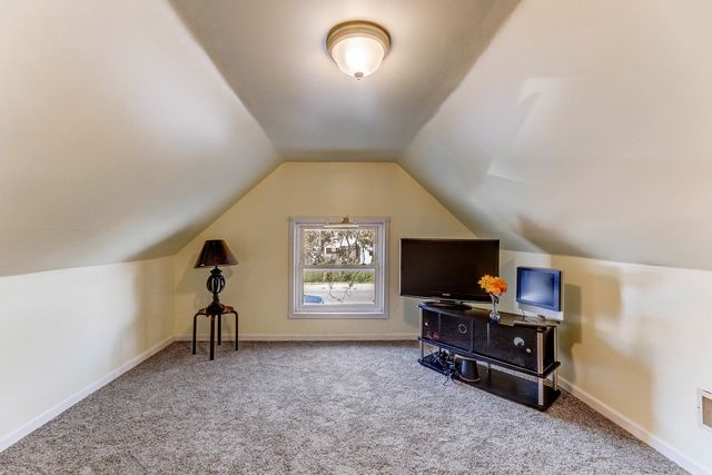 3305 S Damen Avenue, Chicago, IL 60608