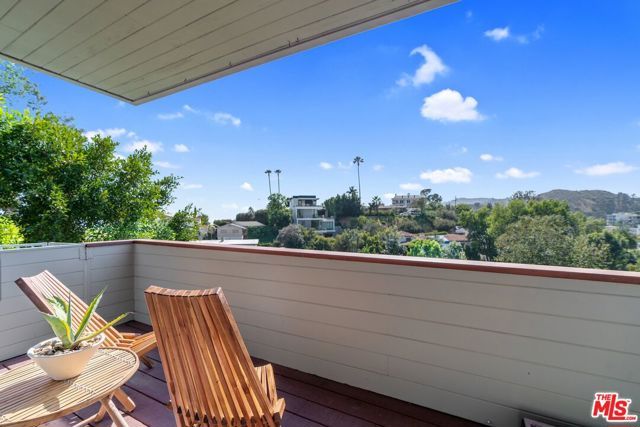 6201 Quebec Drive, Los Angeles, CA 90068