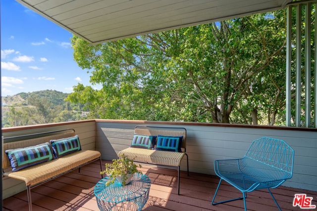 6201 Quebec Drive, Los Angeles, CA 90068