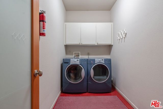 6201 Quebec Drive, Los Angeles, CA 90068