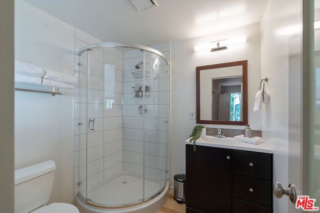 6201 Quebec Drive, Los Angeles, CA 90068