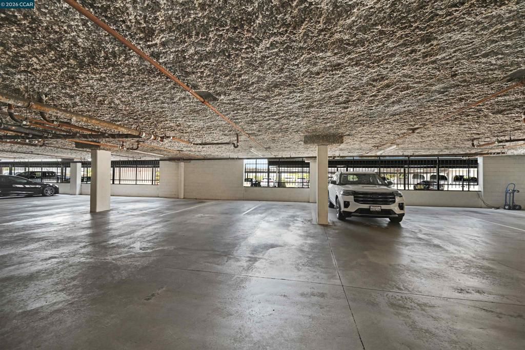 Image 27 of property listing at 1201 Alta Vista Dr 209, Walnut Creek, CA 94596