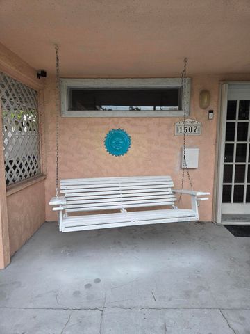 1507 Garfield Street, Hollywood, FL 33020