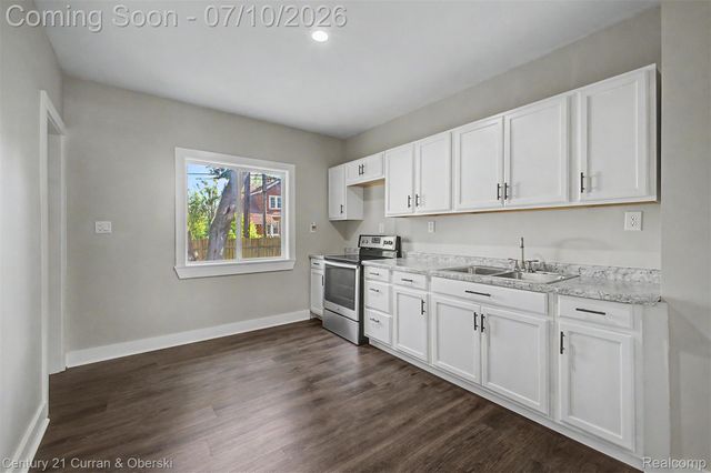 8111 E Hildale Street, Detroit, MI 48234