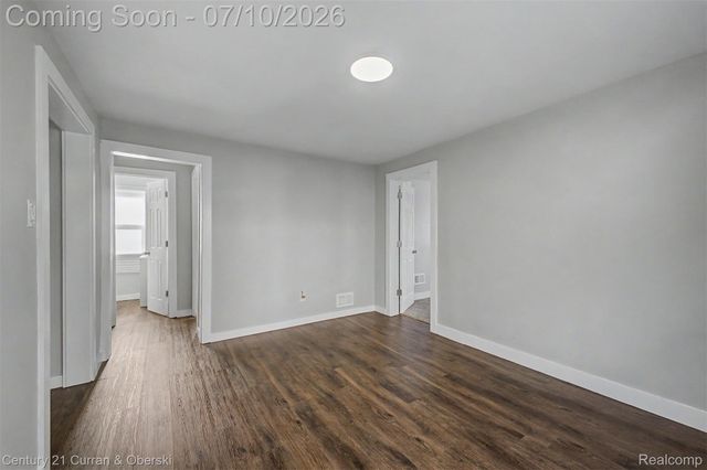 8111 E Hildale Street, Detroit, MI 48234