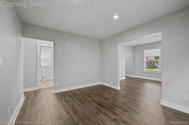 8111 E Hildale Street, Detroit, MI 48234