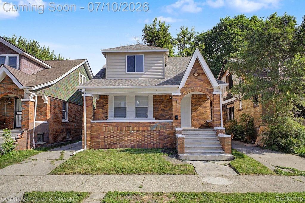 8111 E Hildale Street, Detroit, MI 48234