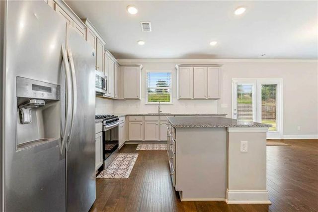 422 Hinton Farm Way, Dacula, GA 30019