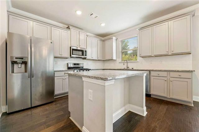 422 Hinton Farm Way, Dacula, GA 30019